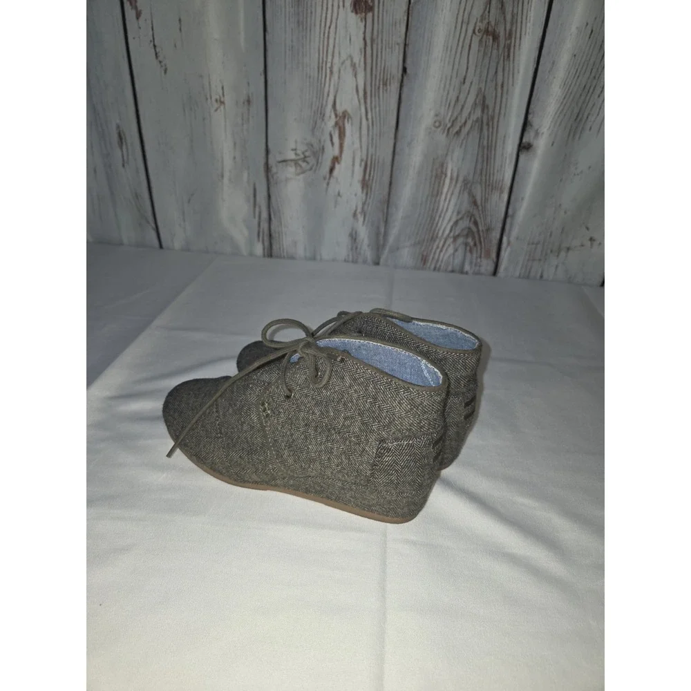 Youth Toms Lace Up Wedge Ankle Booties Gray/Green Sz 3Y Excellent Used Condition